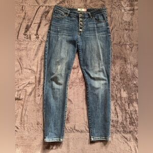 Cabi Button Fly Skinny - 10